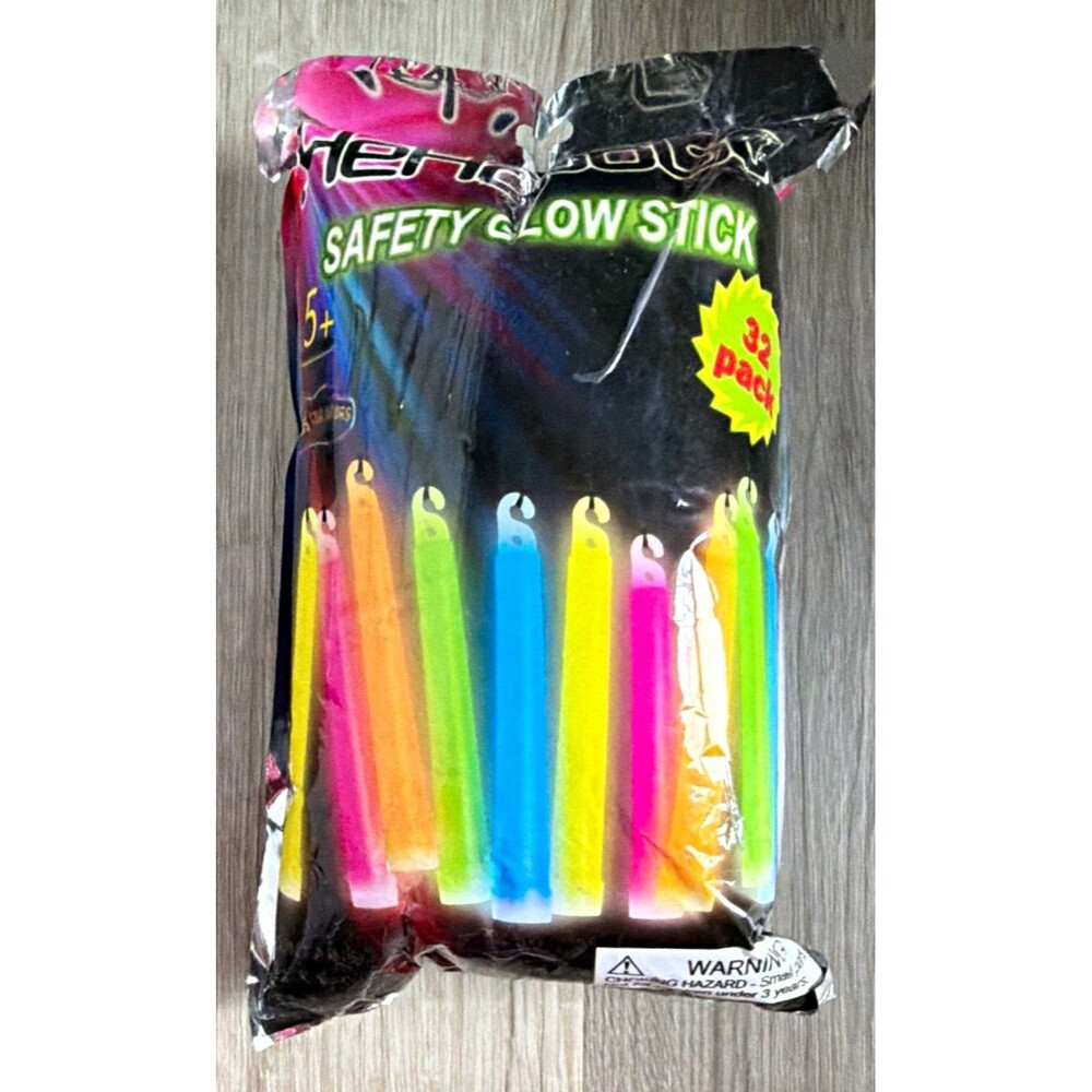 Halloween Party Safety Glow Sticks 32 Pack, Assorted Multicolor A16